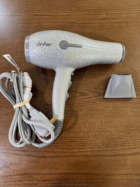 Drybar Glitter Buttercup